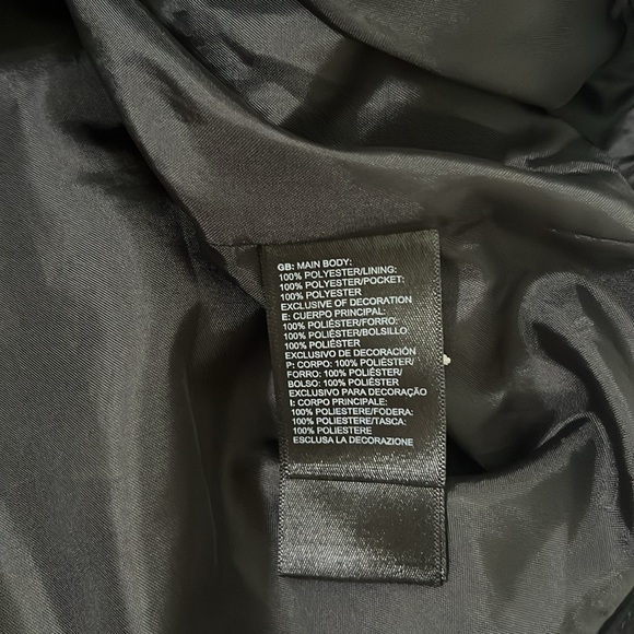 The North Face Black men’s Outdoor Jacket - Picture 9 of 11